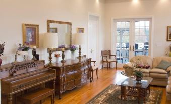 Loudoun Valley Manor - Housity