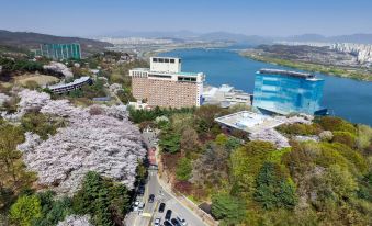 Grand Walkerhill Seoul