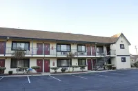 Luxury Inn Hotels in Norwalk