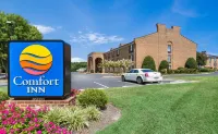 Comfort Inn Newport News - Hampton I-64 Hotels near Walmart Supercenter