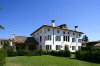 Villa Busta Hotel Hotels near Padri Bianchi