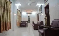 Angkor Rithy Boutique Team