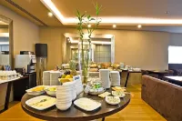 Golden Tulip Sao Joao Da Madeira Hotel - breakfast