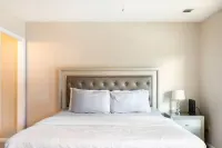 Gorgeous 2 Bed and 2.5 Bath Home