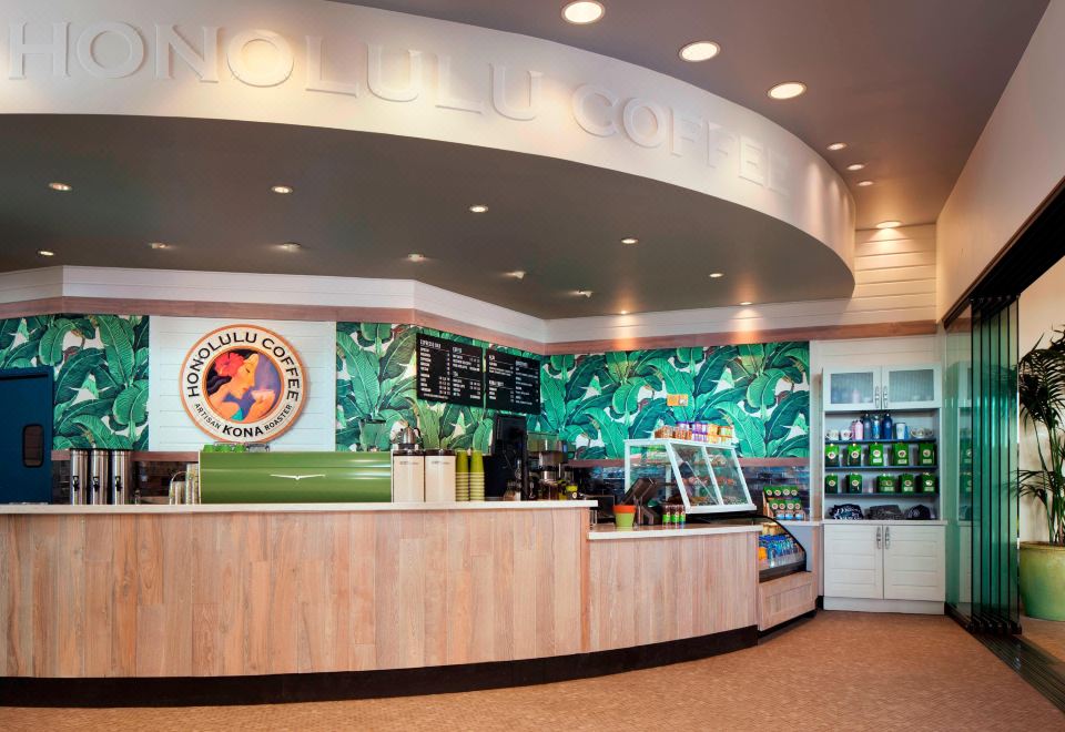 쉐라톤 와이키키 리조트의 인피니티 풀에서 바라본 바다