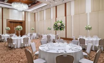 Delta Hotels City Center Doha - Housity
