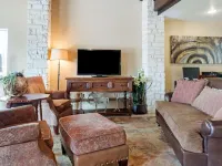 Motel 6 Junction, TX - Llano River Hotels in Kimble County