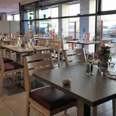 Les Galets Bleus Dining/Meeting Rooms