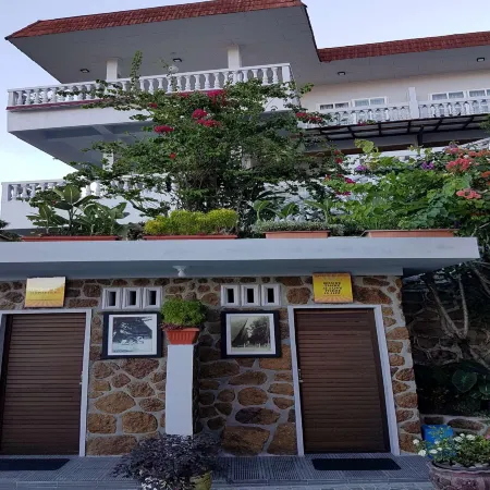 Parapat View Hotel