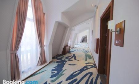 Saat Meydani Nakhchivan - Housity