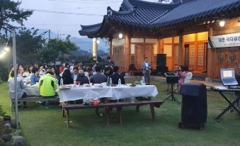 3. 사계절해오름한옥..