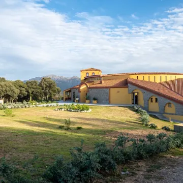 Ruboni Community Camp - Housity