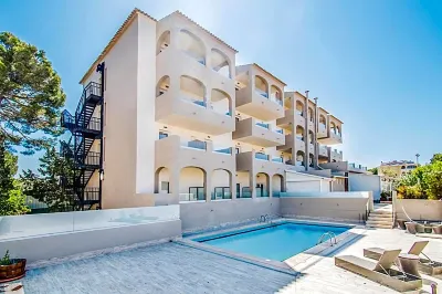 Nura Santa Ponsa & Spa Hotels in Santa Ponsa
