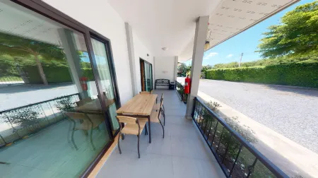 Siriniran Resort Отели рядом с достопримечательностью «Остров принцессы Шамейшань»