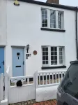 Pebble Cottage Hotels near Worthing Station