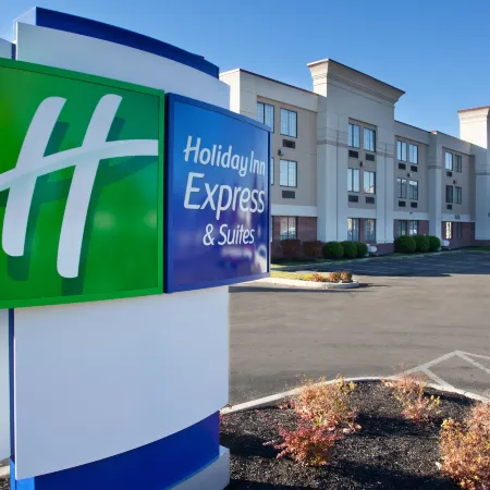 Holiday Inn Express & Suites COLUMBUS SW-GROVE CITY by IHG