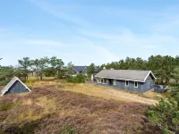 "Asmara" - 200m from the Sea Hotels in Læsø
