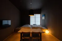 Gunjo No Tsuki -  Privatzimmer