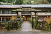Hot Spring Guesthouse Tojiya