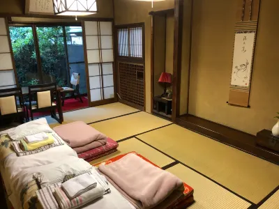 Kappou Ryokan Uoichi Hotel di Yoshida