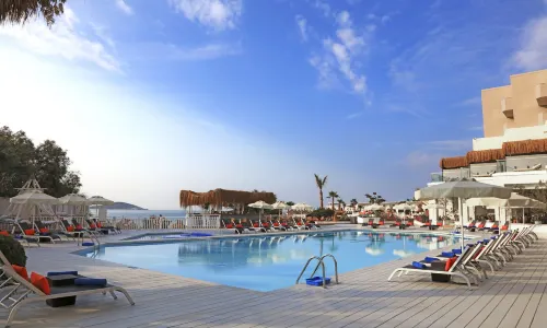 Design Plus Seya Beach Hotel