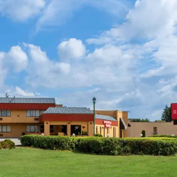 Ramada by Wyndham Coquitlam