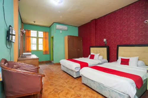 OYO 3435 Hotel Matahari 2 Syariah Các khách sạn ở Pasar Jambi
