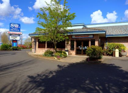 Sojourn Suites Portland Airport