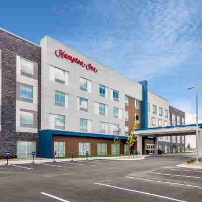 Hampton Inn by Hilton Kansas City Southeast Hotel Exterior