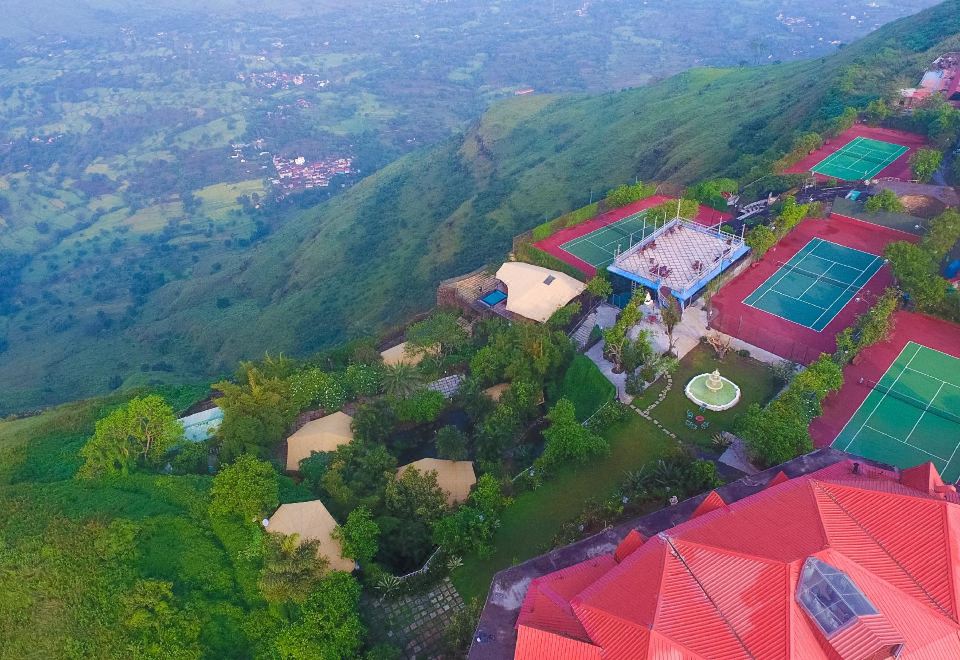 hotel overview picture