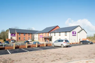 Premier Inn Haverfordwest (North/A40) Hotel berhampiran Haverfordwest Castle