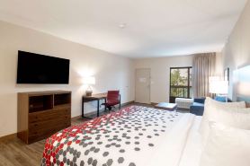 Econo Lodge Inn & Suites Foley-North Gulf Shores