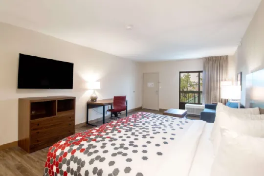 Econo Lodge Inn & Suites Foley-North Gulf Shores