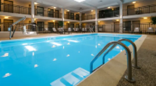 Best Western Harvest Inn  Suites - Pet-friendly