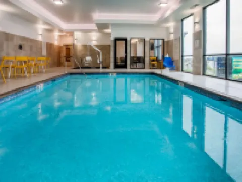 Days Inn & Suites by Wyndham Duluth by the Mall Hotels in Duluth