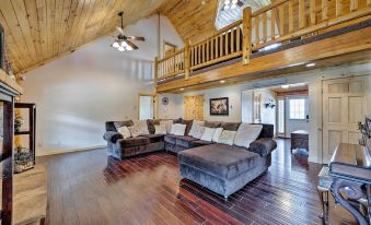 Large Sterling Cabin < 1 Mi to Palisade State Park