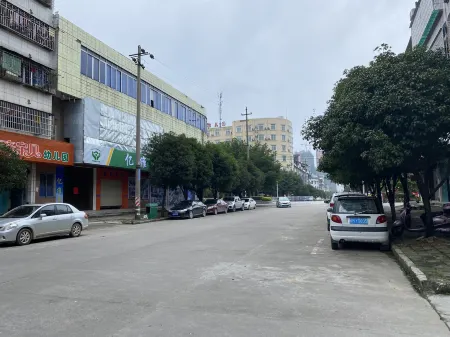 Mudo 0815 Apartment (Sixian Road) Отели рядом с достопримечательностью «Hechi University»