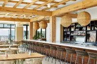 SpringHill Suites Jacksonville Beach Oceanfront - bar
