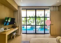 Akaya Villas Solo