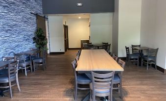 Best Western Lake Lucille Inn