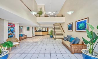 Trinity Beach Club Holiday Apartments