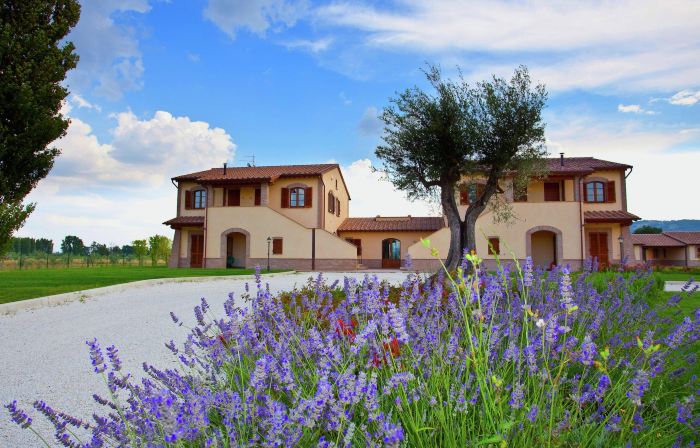 Romantic Countryside Escape