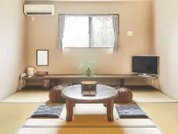 Aqua X Ignis Hotels in Komono