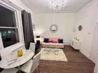Cozy 1 Bed Flat in Chiswick
