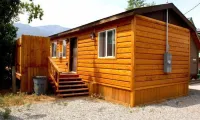 Yellowstone Treasure Guesthouses on the River Các khách sạn ở Gardiner