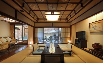 Atami Onsen Sakuraya Ryokan