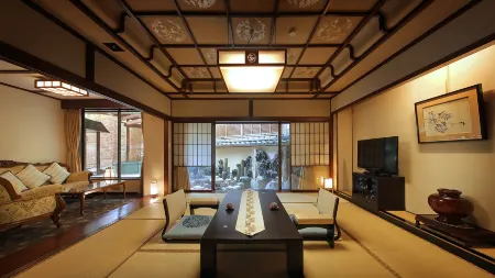 Atami Onsen Sakuraya Ryokan