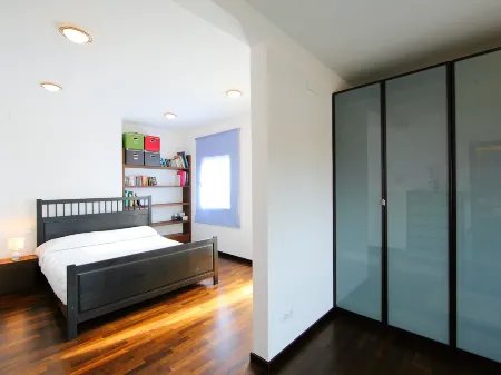 Dirk Отели в г. Ла-Амполья