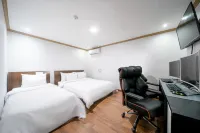 군산 L 호텔