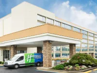 Holiday Inn Express CHARLESTON-CIVIC CENTER by IHG Hotels near State Museum